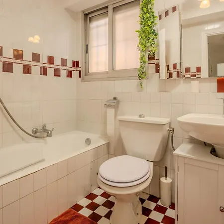 Superb With Terrace And Garden Appartamento