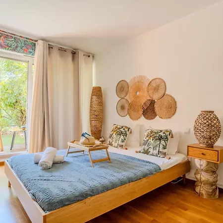 Superb With Terrace And Garden Cagnes-sur-Mer